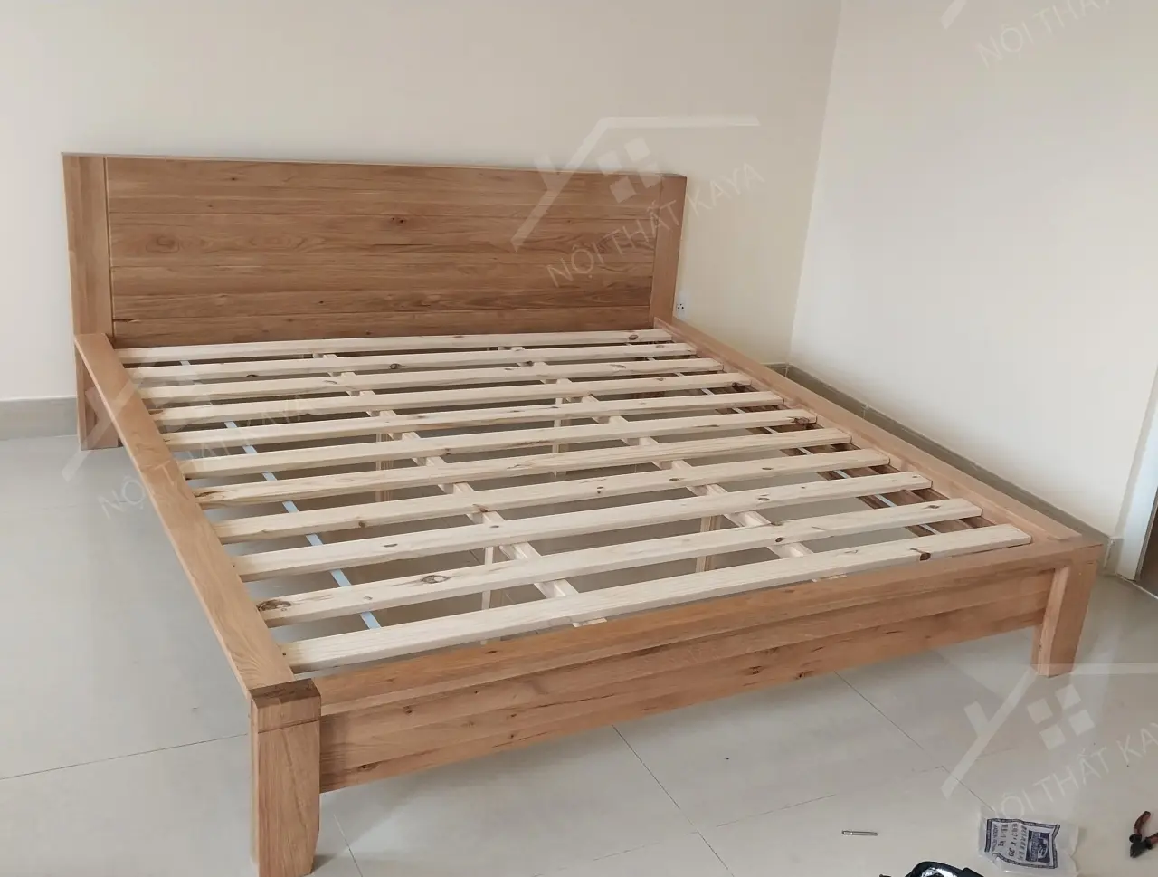 Panel 02 Giường Ngủ Gỗ Sồi Mỹ 1.8M