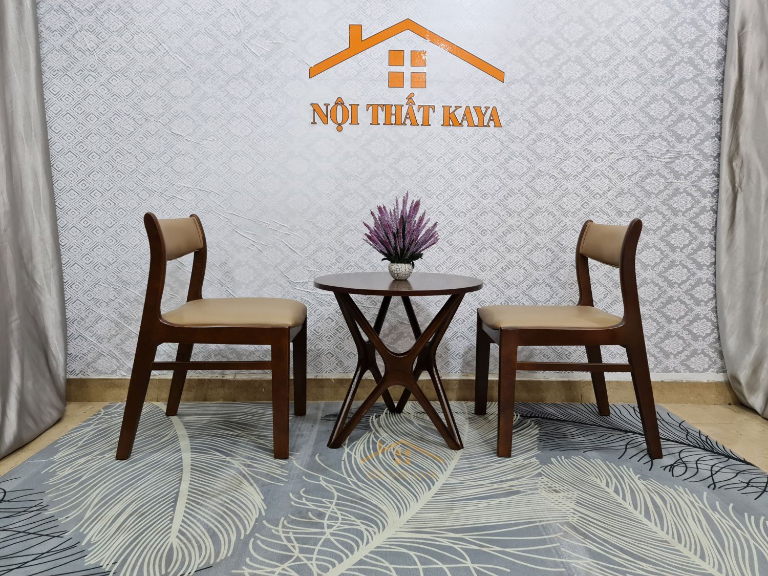 Bộ bàn mặt đá 6 ghế Baby chân M màu nâu