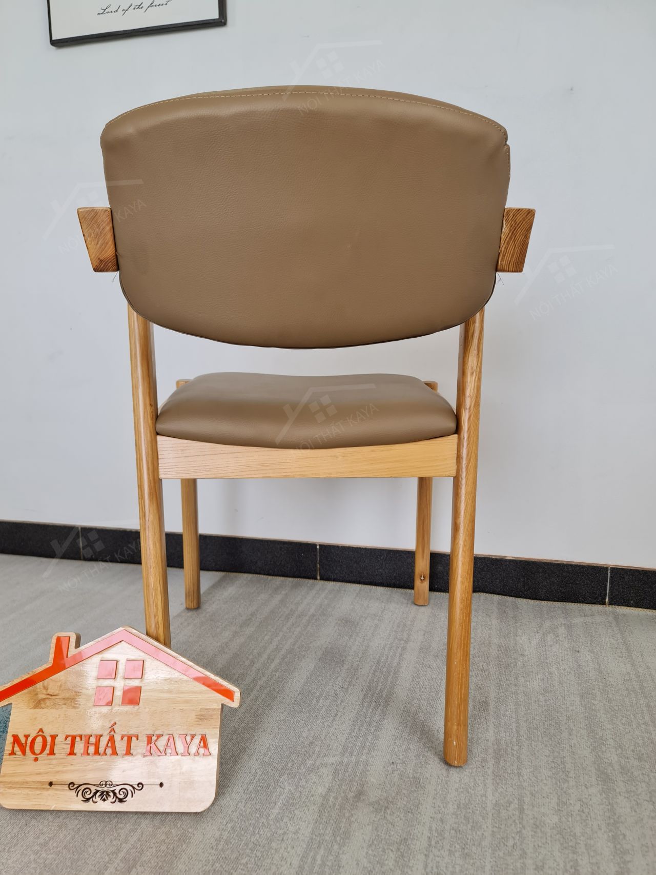 Ghế KAI gỗ tự nhiên bọc nệm Simili Ghế KAI gỗ tự nhiên bọc nệm Simili
