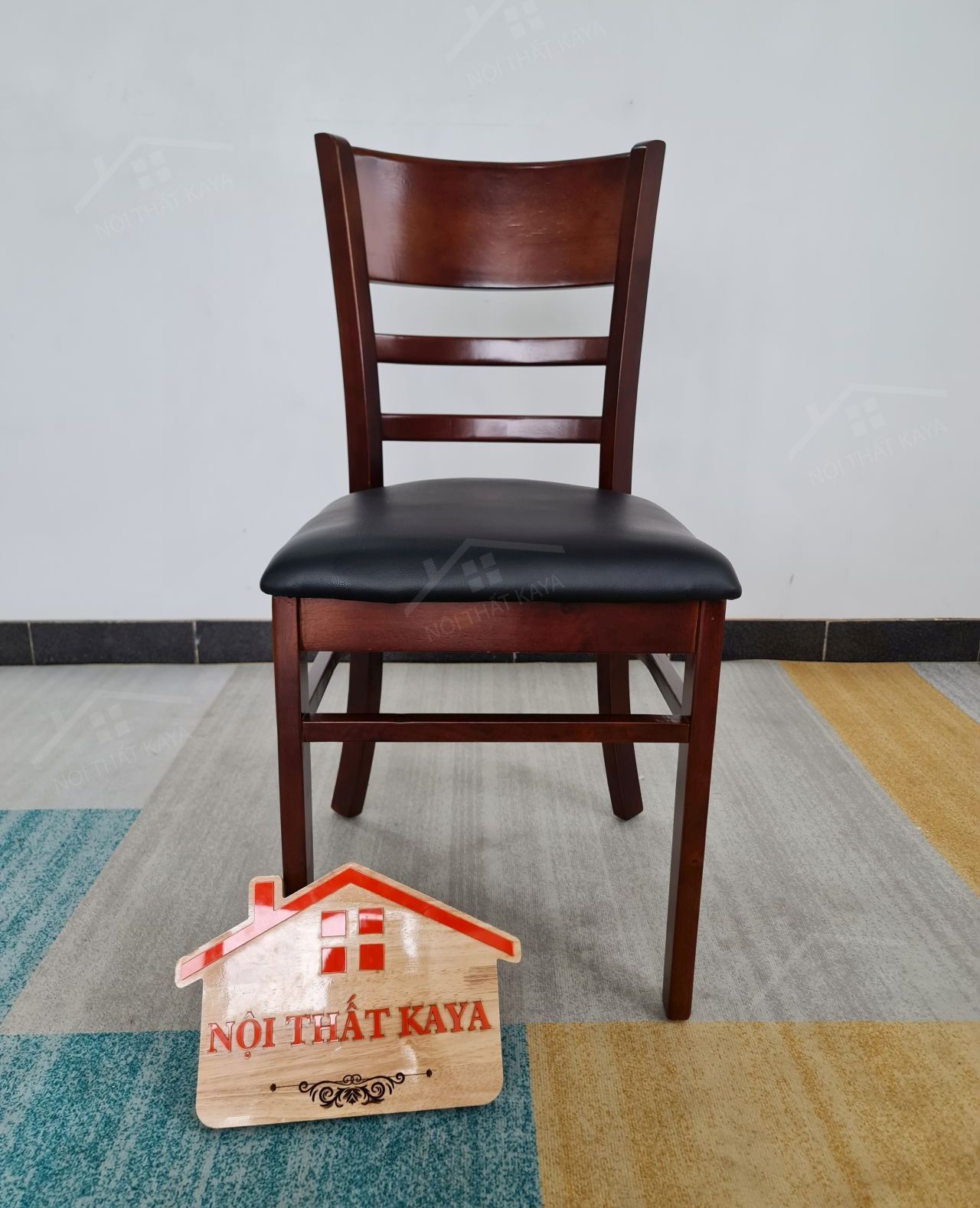 Ghế CABIN MOSTAR gỗ tự nhiên bọc nệm Simili