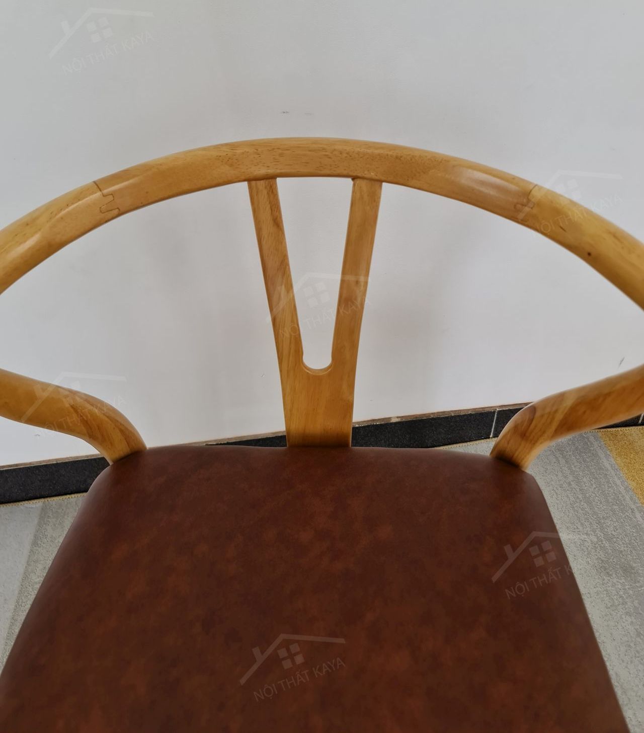 Ghế WISHBON gỗ tự nhiên bọc nệm Simili Ghế WISHBON gỗ tự nhiên bọc nệm Simili