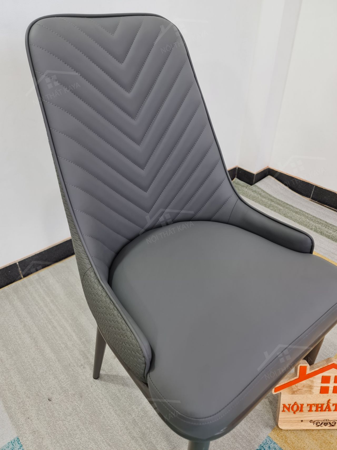 Ghế khung thép sơn tĩnh điện bọc da Microfiber KY-GH 04 Ghế khung thép sơn tĩnh điện bọc da Microfiber KY-GH 04
