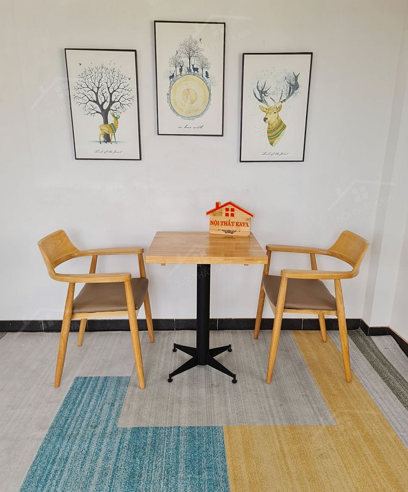 HIROSIMA 2 ghế + bàn đá chân TULIP