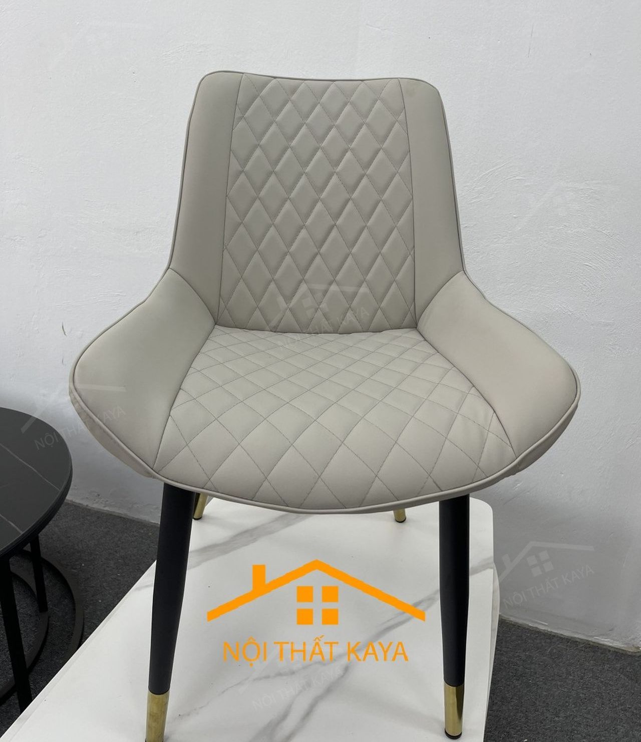 Ghế khung thép sơn tĩnh điện bọc da Microfiber KY-GH 12 Ghế khung thép sơn tĩnh điện bọc da Microfiber KY-GH 12