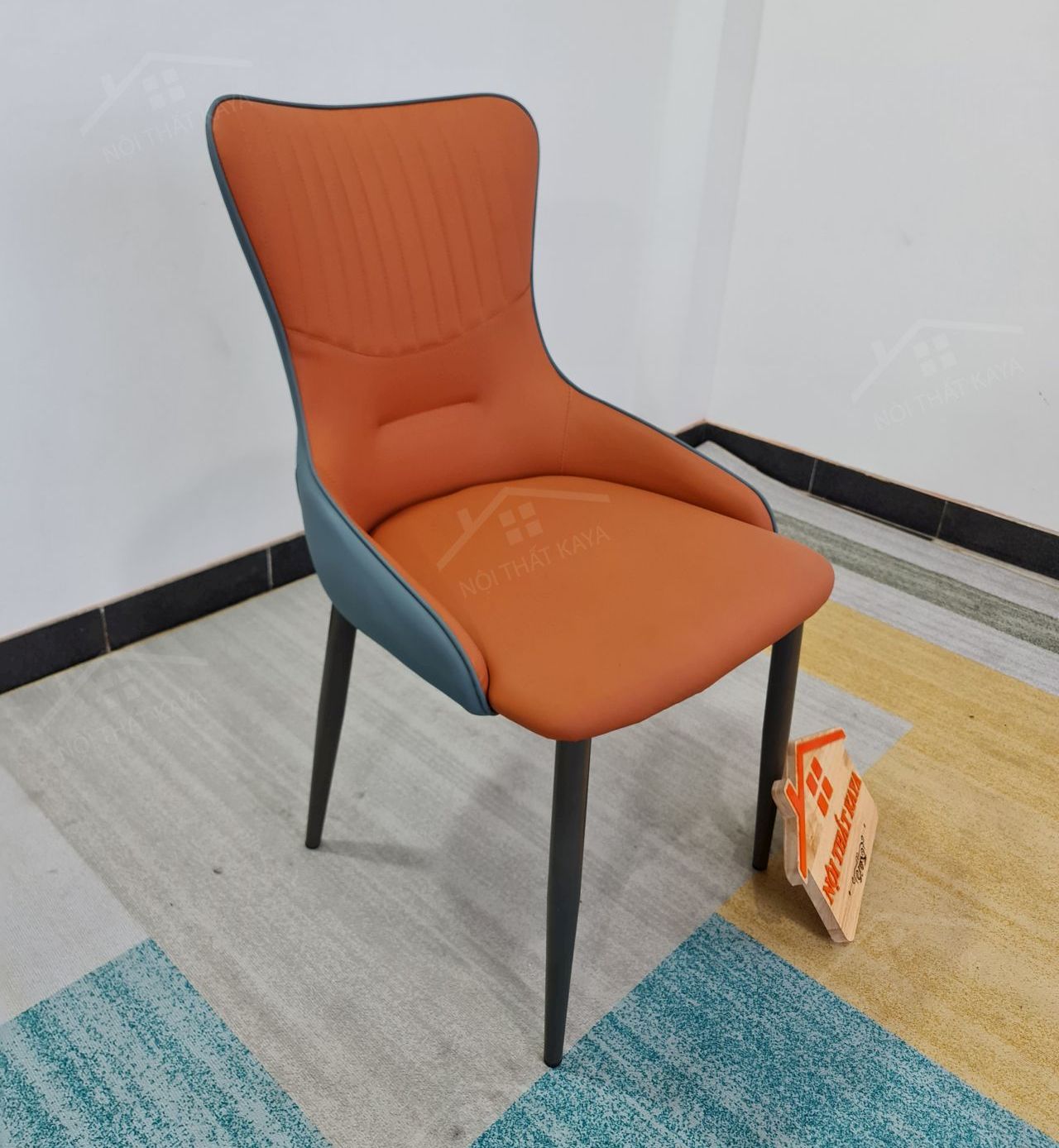 Ghế khung thép sơn tĩnh điện bọc da Microfiber KY-GH 37 Ghế khung thép sơn tĩnh điện bọc da Microfiber KY-GH 37