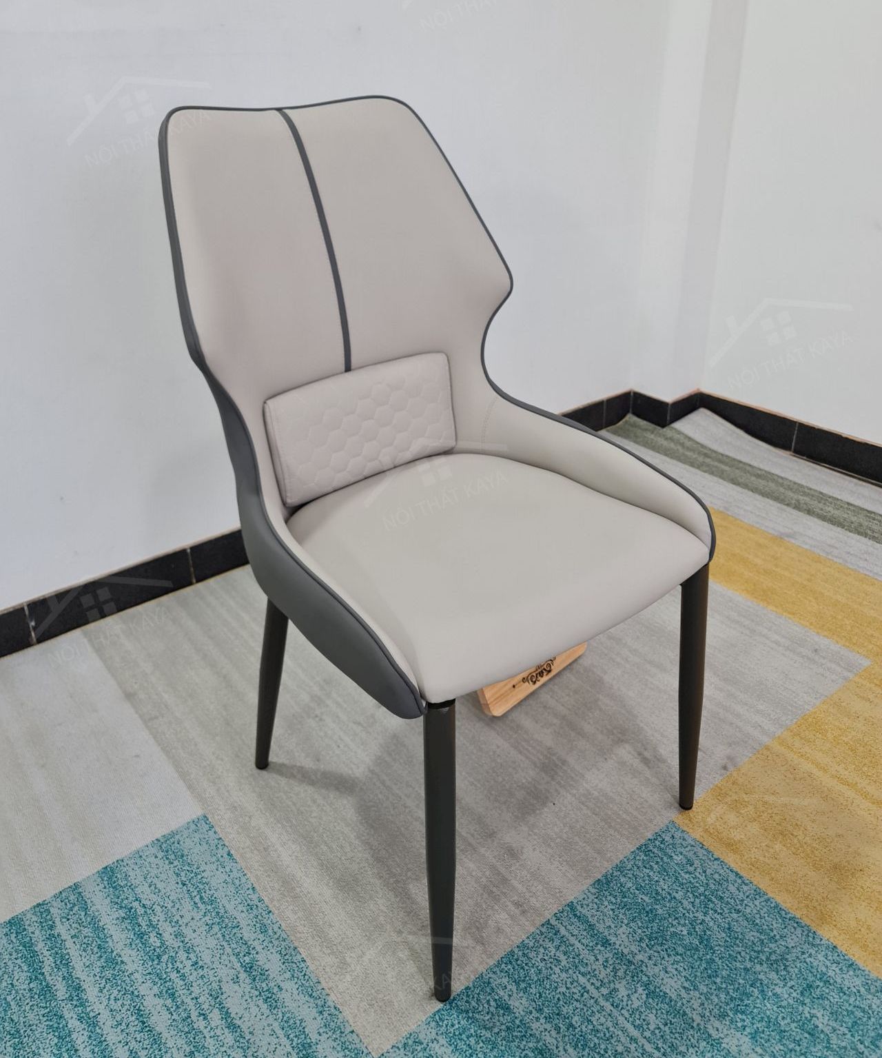 Ghế khung thép sơn tĩnh điện bọc da Microfiber KY-GH 38 Ghế khung thép sơn tĩnh điện bọc da Microfiber KY-GH 38