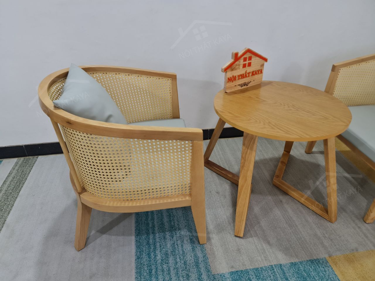 Sofa Vòm 2 ghế + bàn chân V Sofa Vòm 2 ghế + bàn chân V